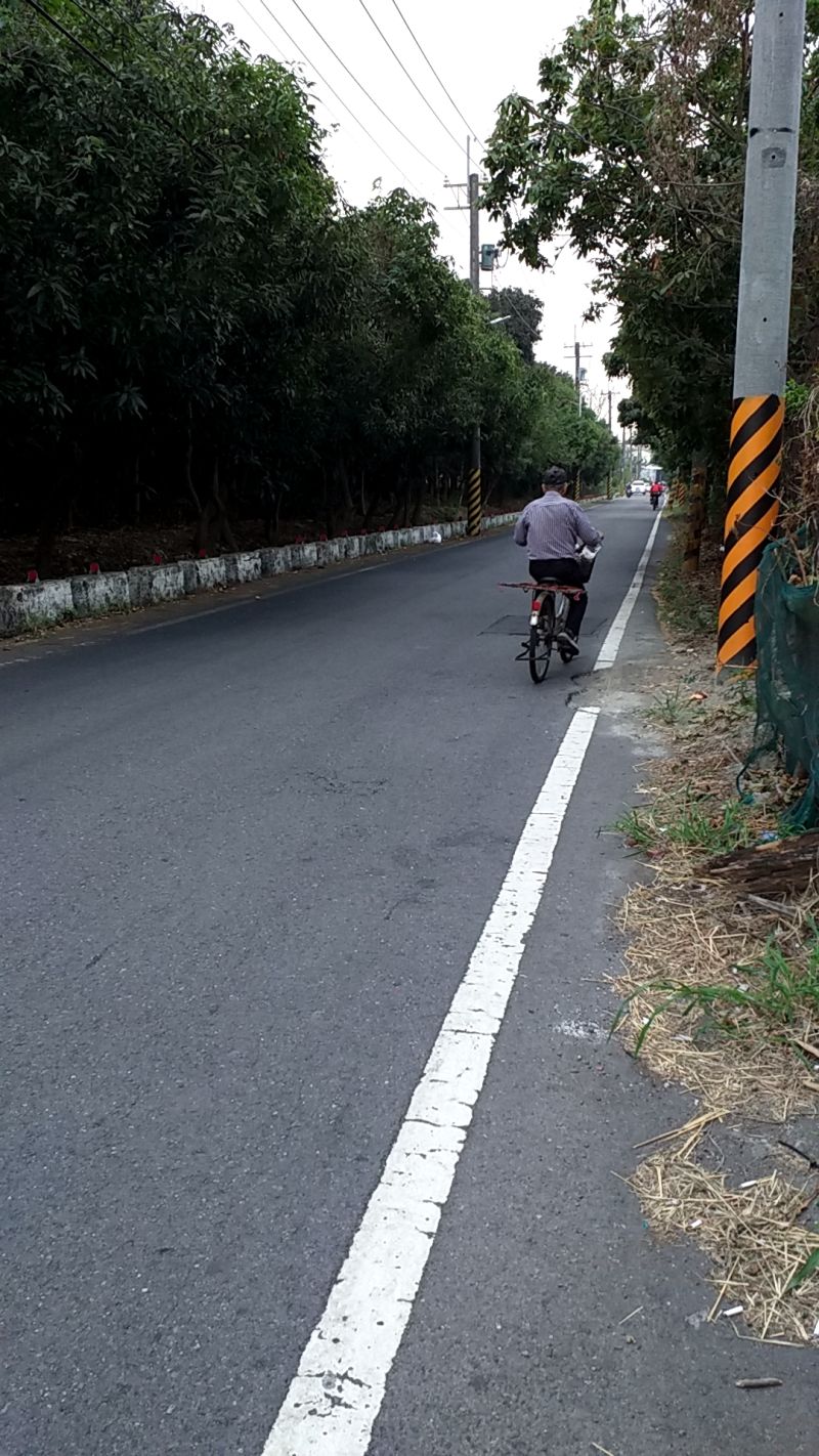 一萬多人口靠著六米道路出入  圖片來源：記者